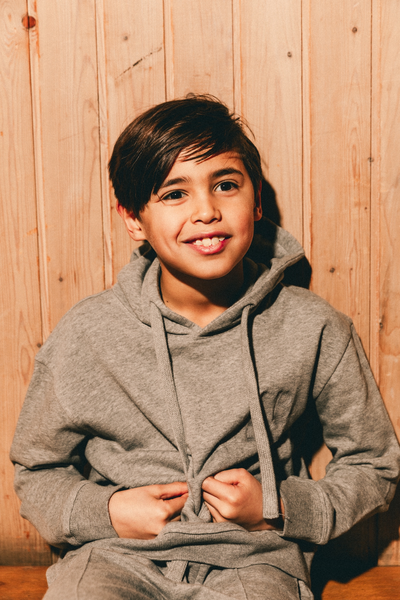Grijze jongens hoodie Hanno - Afbeelding 2