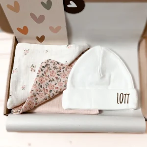 Kraamcadeau meisje – Brievenbus Flowers – met naam